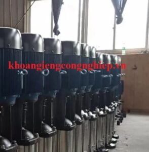 Máy bơm ly tâm trục đứng CNP CDM-CDMF